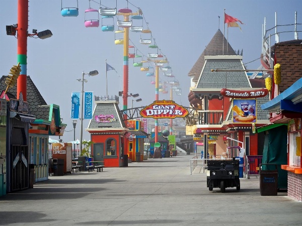 Capri Motel Santa Cruz Beach Boardwalk image 17