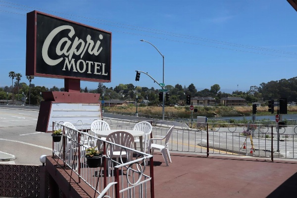 Capri Motel Santa Cruz Beach Boardwalk image 3