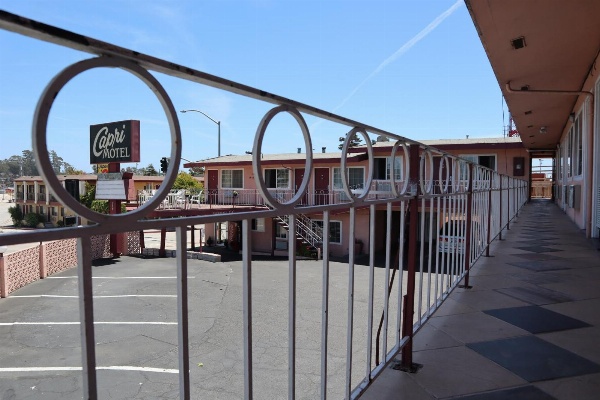 Capri Motel Santa Cruz Beach Boardwalk image 9